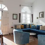 La Gitanilla & Encanto Jerez Bed & Breakfast 4*