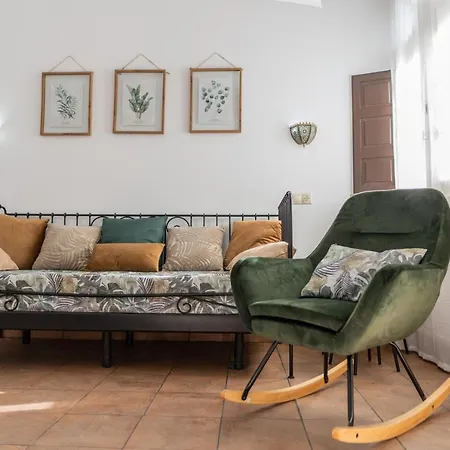 La Gitanilla & Encanto Jerez Bed & Breakfast