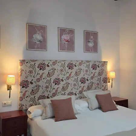La Gitanilla & Encanto Jerez Bed & Breakfast *