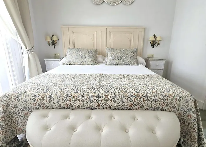 La Gitanilla & Encanto Jerez Bed & Breakfast 4*