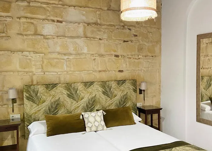 La Gitanilla & Encanto Jerez Bed & Breakfast 4*