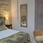 La Gitanilla & Encanto Jerez Bed & Breakfast 4*